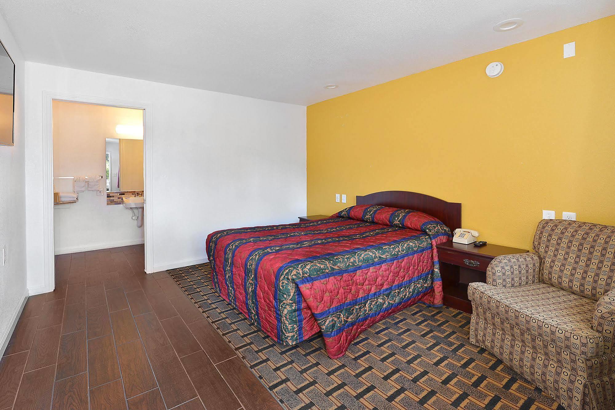 Budget Inn Expressway Hub Rohnert Park Extérieur photo